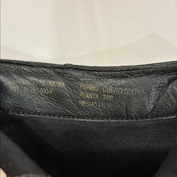 Black leather Ankle Boots with Minimalist Design sz 5 - Picture 12 of 15